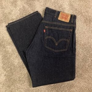 Men’s Levi’s size 38